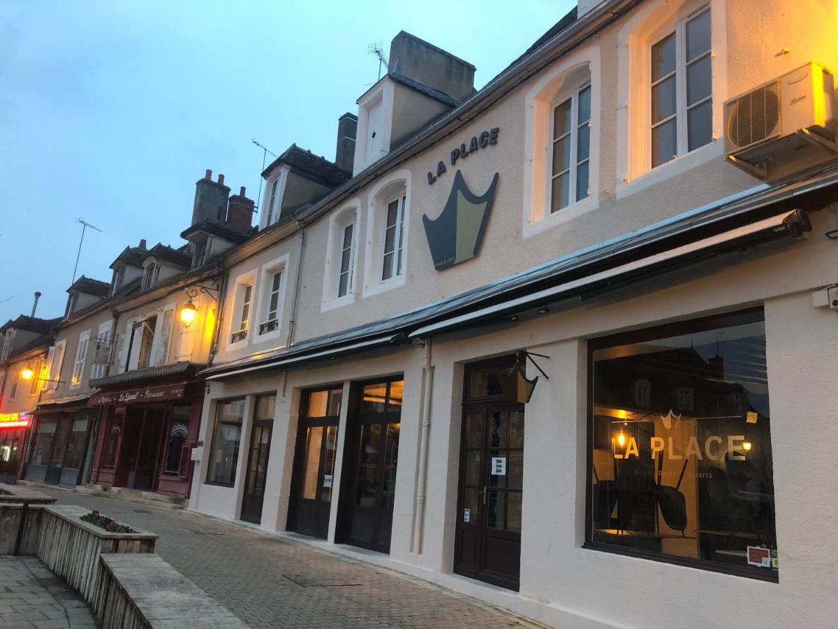Hotel Restaurant La Place Saint-Amand-Mont-Rond Kültér fotó