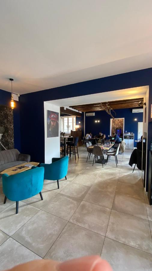 Hotel Restaurant La Place Saint-Amand-Mont-Rond Kültér fotó